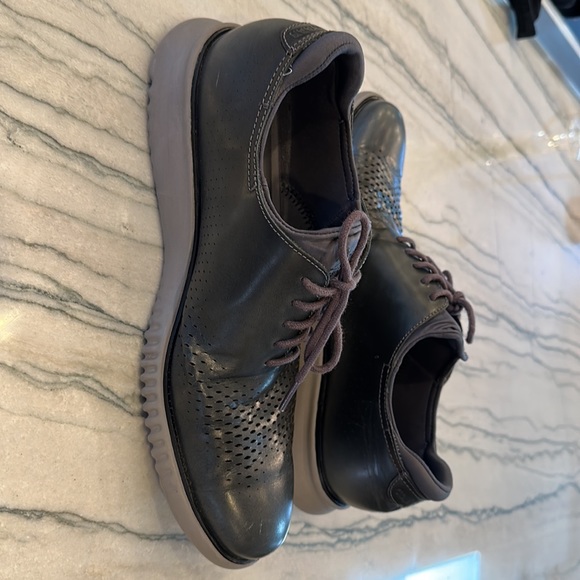 Cole Haan Zerogrand in good condition. Dark gray main image 5